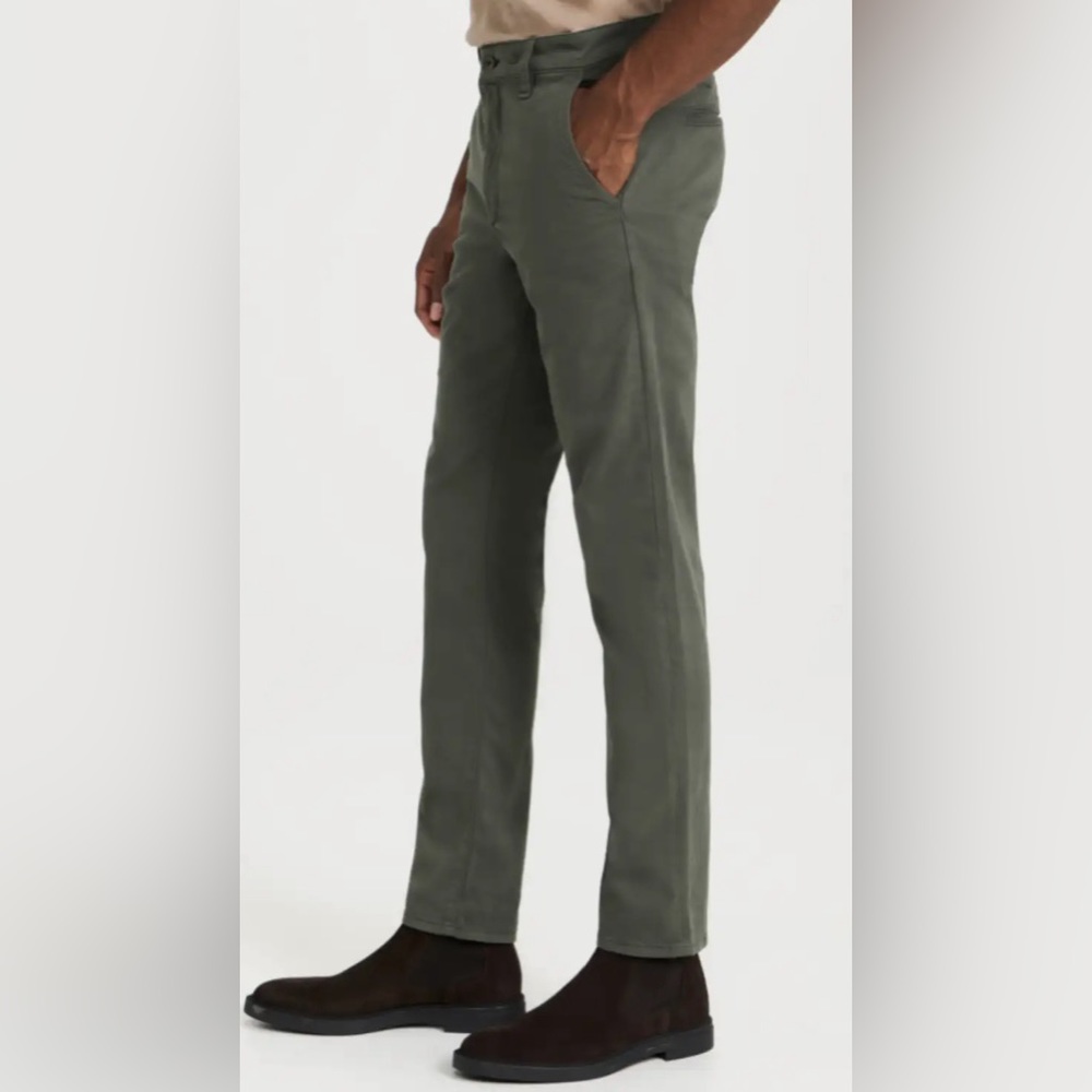 rag & bone
Fit 2 Stretch Twill Chinos Color: Shadow Green 32/34